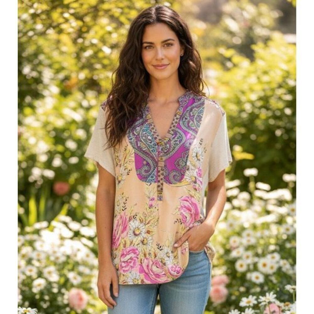 NEW Tiny Anthropologie Printed Notched V Neck Short Sleeve Blouse Top size L Flo